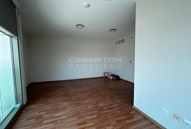 98261175 - Property Image 3