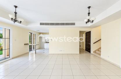 Villa - 3 - 3 for rent in Springs 11 - The Springs - Dubai Villa - 3 - 3 for rent in Springs 11 - The Springs - Dubai