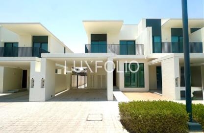 Townhouse - 4 - 4 for rent in Elora - The Valley - Dubai Townhouse - 4 - 4 for rent in Elora - The Valley - Dubai