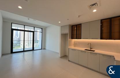 Apartment - 1 - 1 for rent in Golf Heights - The Views - Dubai