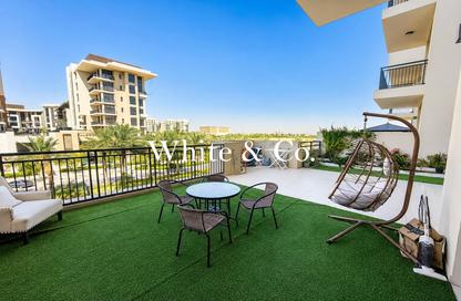 Apartment - 2 Bedrooms - 2 Bathrooms for sale in Parkviews - Town Square - Dubai