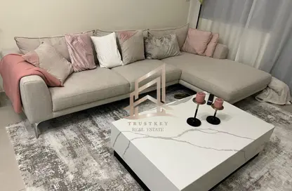 Apartment - 1 Bedroom - 2 Bathrooms for rent in Ocean Heights - Dubai Marina - Dubai