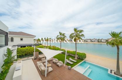 Villa - 6 Bedrooms - 7+ Bathrooms for rent in Signature Villas Frond B - Signature Villas - Palm Jumeirah - Dubai