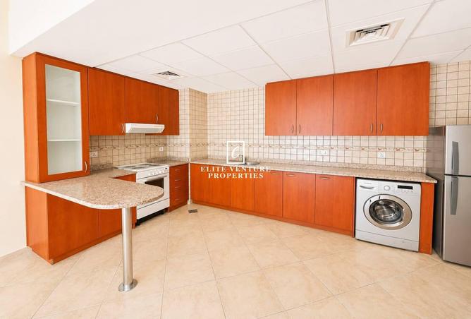 98695800 - Property Main Image
