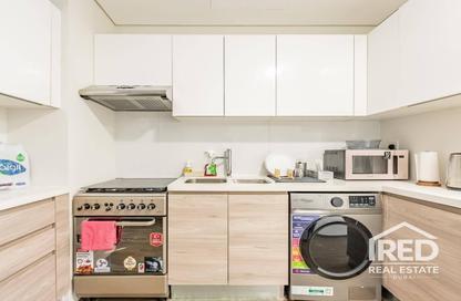 Apartment - Studio - 1 Bathroom for rent in SOL Bay - Business Bay - Dubai