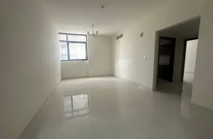 شقة - غرفة نوم - 2 حمامات للايجار في شارع التعاون الجديد - التعاون - الشارقة