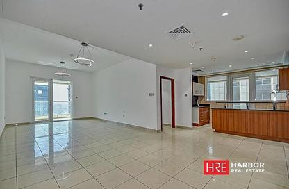 Apartment - 2 - 2 for rent in Sulafa Tower - Dubai Marina - Dubai