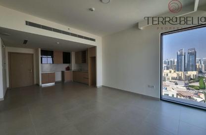 Apartment - 1 - 1 for sale in Golf Heights - The Views - Dubai