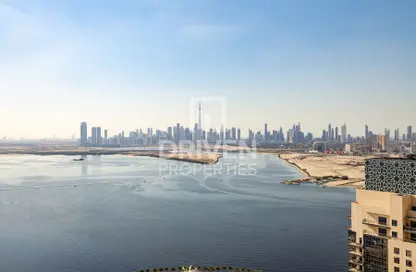 شقة - 2 غرف نوم - 2 حمامات للإيجار في B كريك سايد 18 - حدائق الإمارات 1 - مرسى خور دبي - دبي