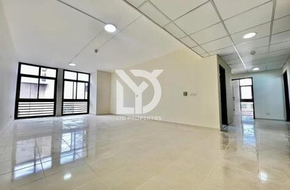Apartment - 3 - 3 for rent in Al Muraqqabat - Deira - Dubai Apartment - 3 - 3 for rent in Al Muraqqabat - Deira - Dubai