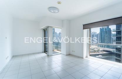 Apartment - 3 Bedrooms - 3 Bathrooms for sale in Marina Tower - Dubai Marina - Dubai