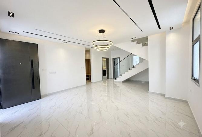 134729800 - Property Image 2