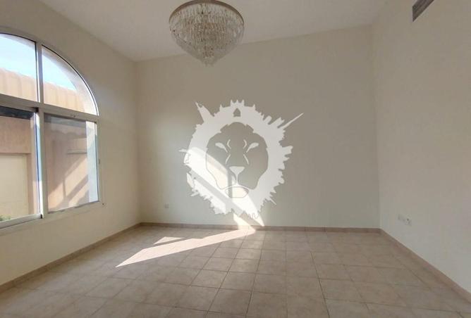 74243680 - صورة العقار 3