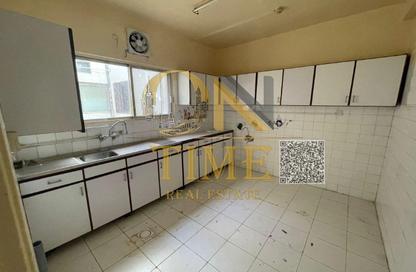 Apartment - 3 Bedrooms - 3 Bathrooms for rent in Al Rashidiya Towers - Al Rashidiya - Ajman Downtown - Ajman