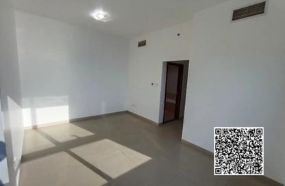 Apartment - 2 Bedrooms - 2 Bathrooms for rent in Corniche Tower - Ajman Corniche Road - Ajman