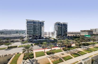 Apartment - 2 Bedrooms - 3 Bathrooms for rent in Al Sana 2 - Al Muneera - Al Raha Beach - Abu Dhabi