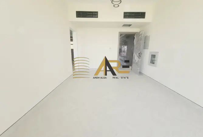 85762173 - Property Image 2