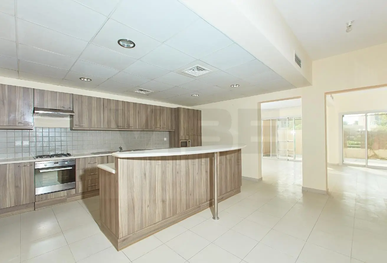 166083199 - Property Main Image