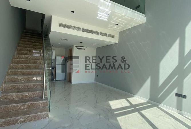 104694392 - Property Image 2