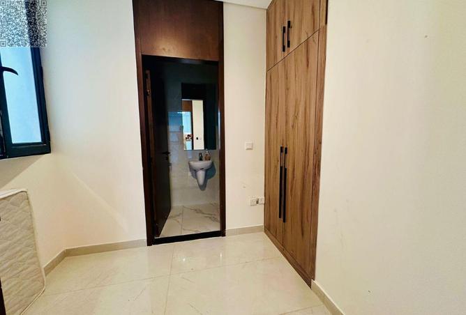 92721996 - صورة العقار 3