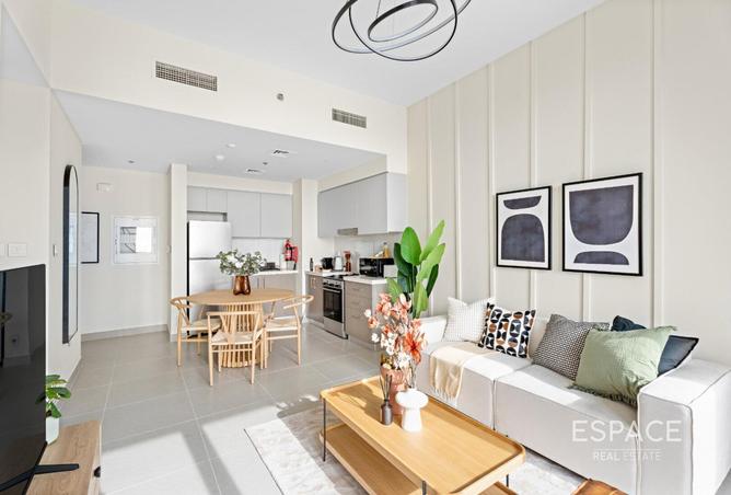 104118800 - Property Image 2