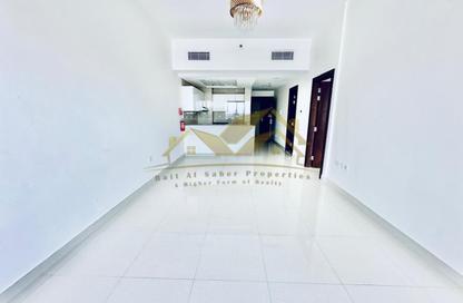 Apartment - 2 Bedrooms - 3 Bathrooms for rent in Jumeirah Garden City - Al Satwa - Dubai