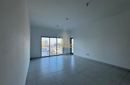 Apartment - 2 Bedrooms - 3 Bathrooms for rent in Rabdan Building - Motor City - Dubai
