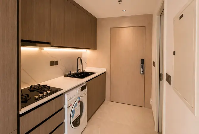 105977400 - Property Image 2
