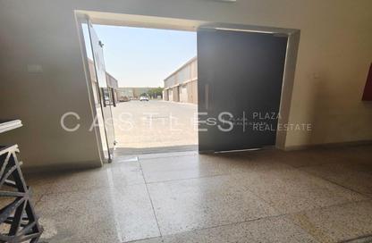 Warehouse - Studio - 1 Bathroom for rent in Dubai Investment Park 1 (DIP 1) - Dubai Investment Park (DIP) - Dubai