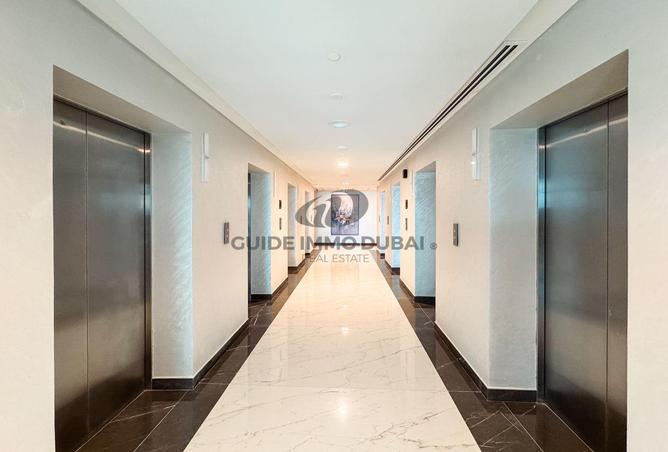 53172429 - صورة العقار 3