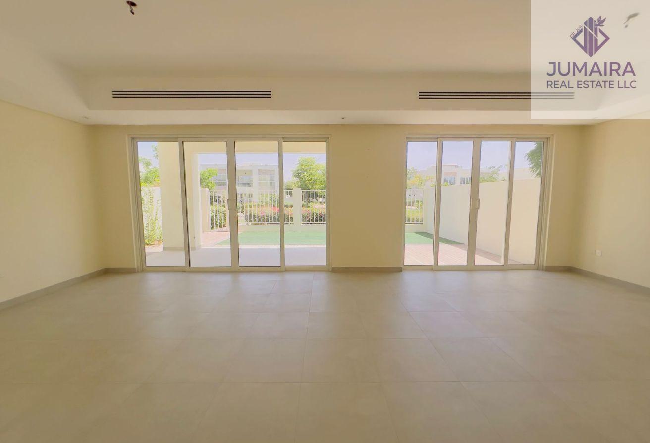 Coastal Living/Bermuda 3BR+Maid Villa/Mina Al Arab