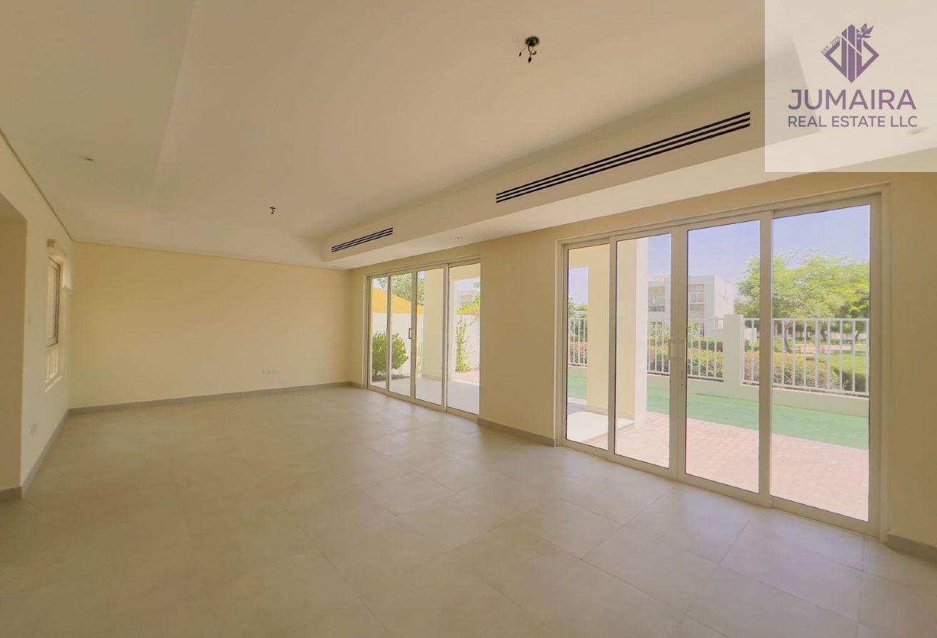 Coastal Living/Bermuda 3BR+Maid Villa/Mina Al Arab