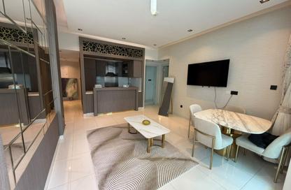 Apartment - 2 - 3 for rent in Upper Crest - Downtown Dubai - Dubai