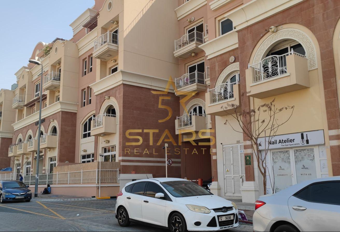 Premium Furnished | Ready To Move |Spacious Layout photo 11