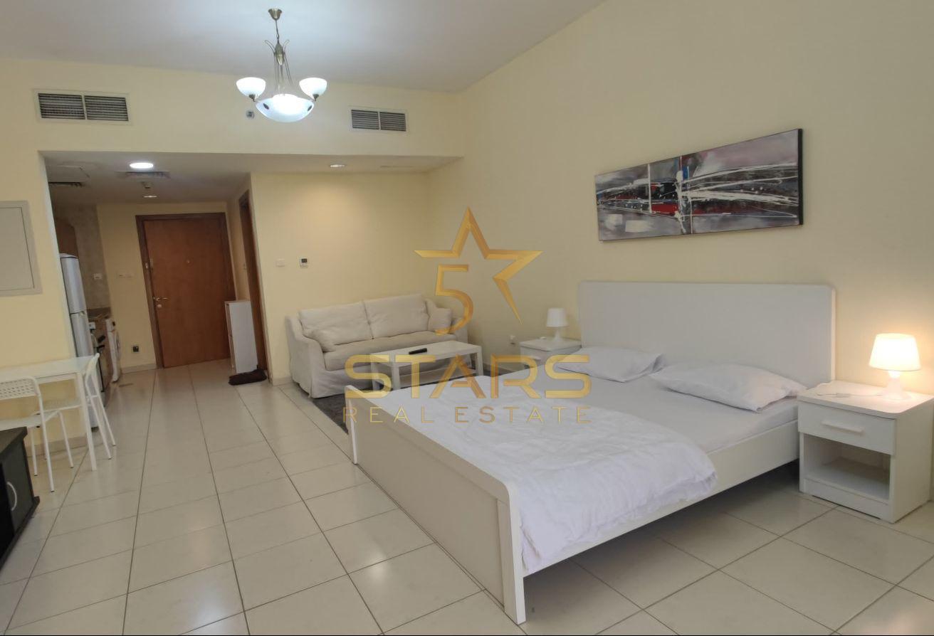 Premium Furnished | Ready To Move |Spacious Layout photo 6