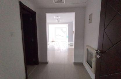 Apartment - 2 Bedrooms - 3 Bathrooms for sale in Beach Tower 2 - Al Khan Lagoon - Al Khan - Sharjah Apartment - 2 Bedrooms - 3 Bathrooms for sale in Beach Tower 2 - Al Khan Lagoon - Al Khan - Sharjah