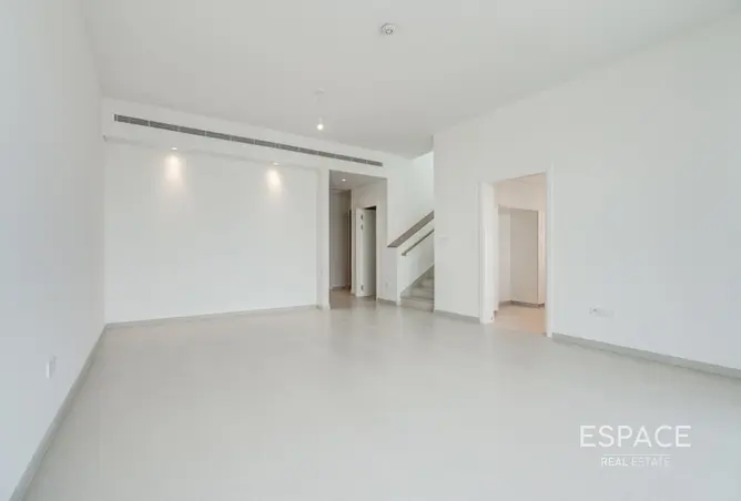 141913870 - Property Image 2