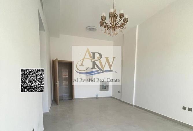 72304956 - Property Image 2