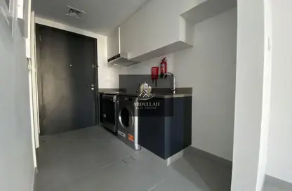Apartment - Studio - 1 Bathroom for rent in East Village - Aljada - Sharjah
