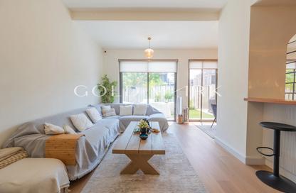 Townhouse - 3 - 4 for sale in Parkside 2 - Emaar South - Dubai South (Dubai World Central) - Dubai Townhouse - 3 - 4 for sale in Parkside 2 - Emaar South - Dubai South (Dubai World Central) - Dubai