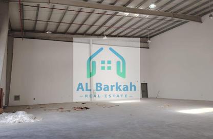 Warehouse - Studio - 1 Bathroom for rent in Umm Al Thuoob - Umm Al Quwain