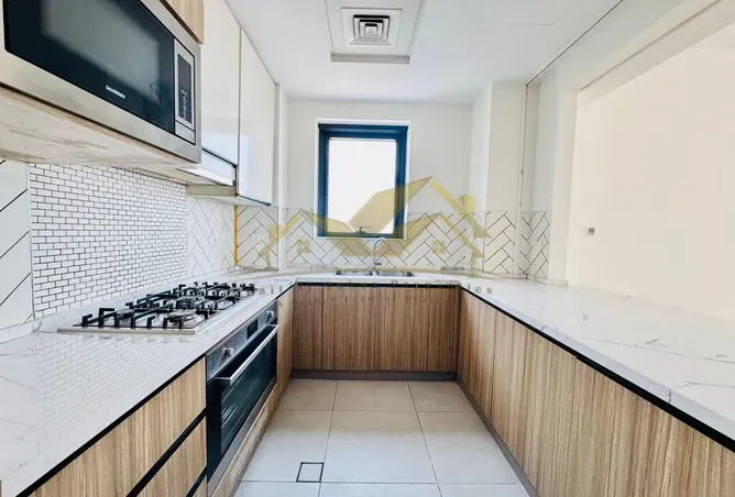 156104129 - Property Image 2
