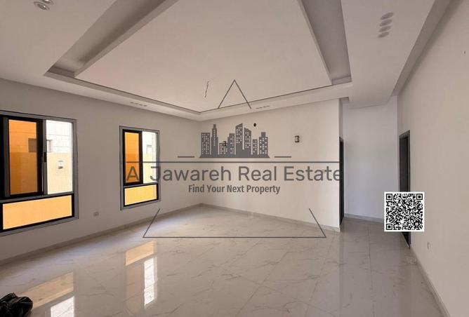 87043213 - Property Image 2
