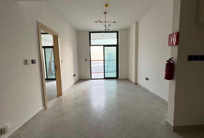 58182902 - Property Image 2