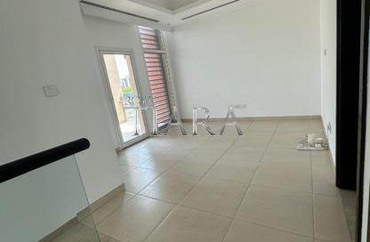 Villa - 3 Bedrooms - 5 Bathrooms for rent in Villa Lantana 1 - Villa Lantana - Dubai Science Park - Dubai