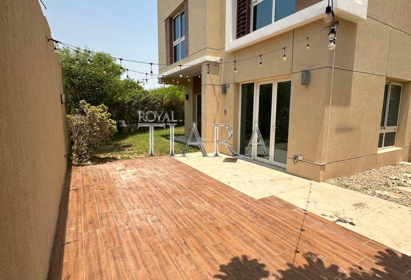 Corner Plot | 3BR + M | Vacant | Single Row photo 15