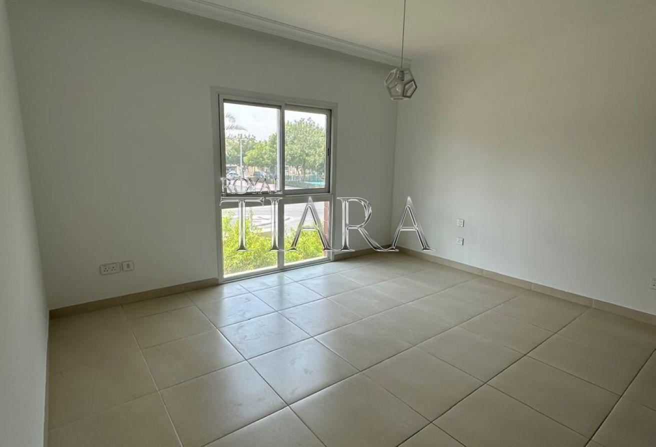 Corner Plot | 3BR + M | Vacant | Single Row photo 6
