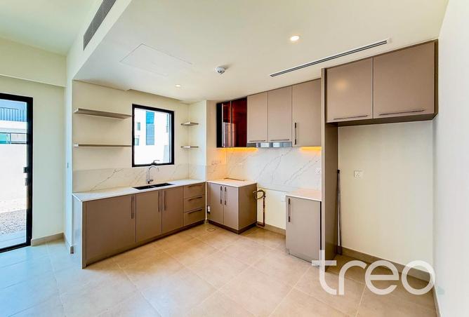 85734211 - Property Image 2