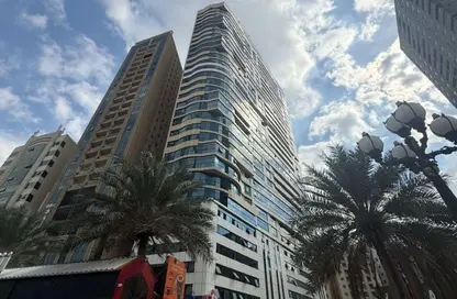 شقة - غرفة نوم - 2 حمامات للبيع في المجاز 3 - المجاز - الشارقة