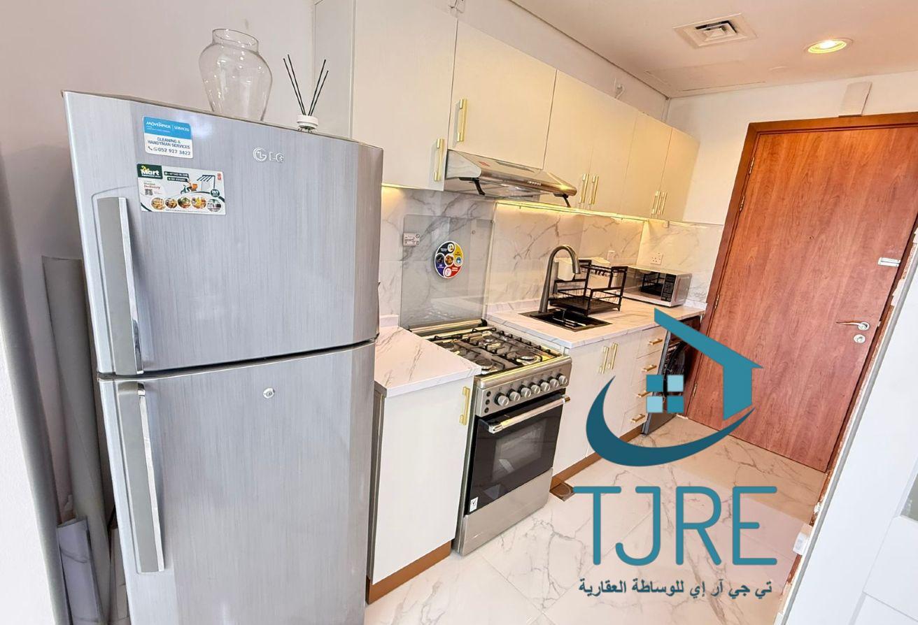FURNISHED| UPGRADED | WITHOUT PARKING | BRIGHT photo 7
